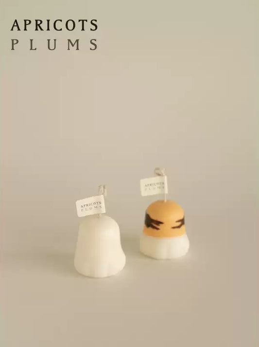 Cute Paw Shaped Handmade Scented Candle